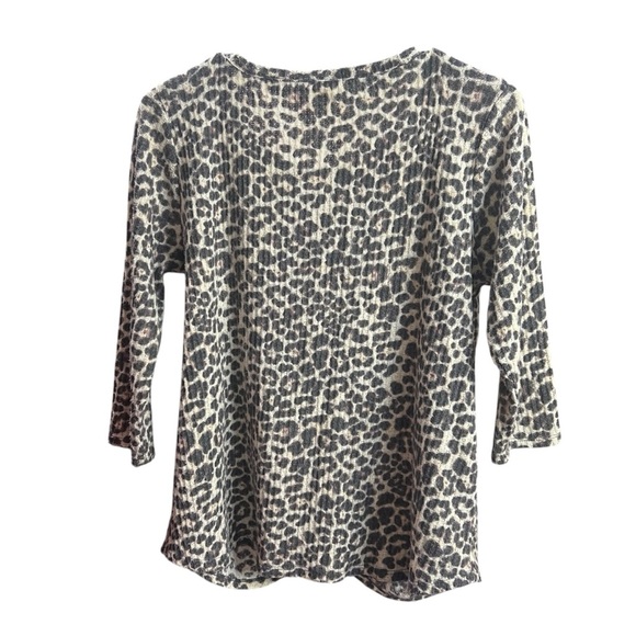 PEBBLE & STONE Wool Blend Cheetah Print Blouse Wrap Up Waist 3/4 Sleeves Shirt - Picture 2 of 6